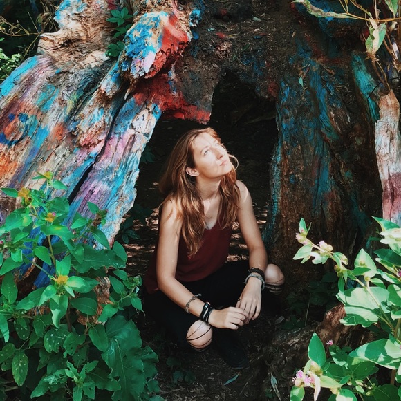 ✖️Behind the Posher ✖️ - Picture 1 of 8